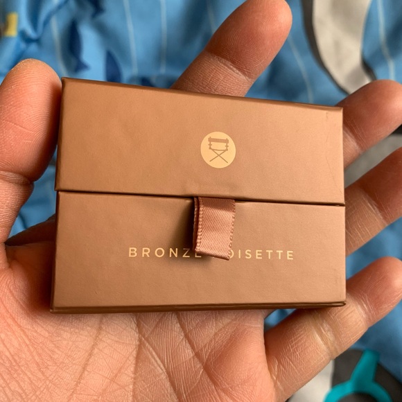 NIB VISEART - Bronzer - Bronzé Noisette Professional Bronzer .26 oz. - Picture 6 of 9